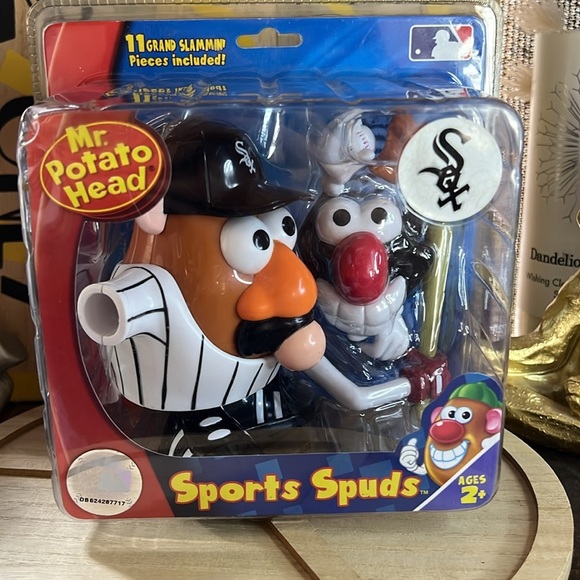 MR. POTATO HEAD Chicago White Sox "Sports Spuds" MLB Baseball 2006 New - Picture 3 of 7